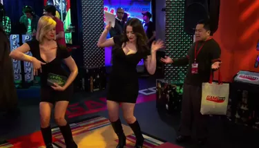 2 broke girls comicon episode