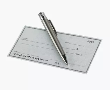 pen on blank check