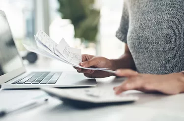 Calculating finances