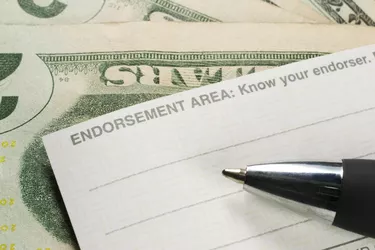 Endorsing the back of a check
