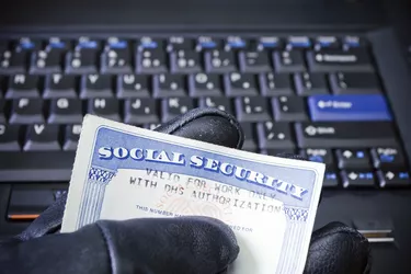 Identity theft on laptop computer