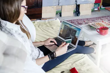 Shopping online from home